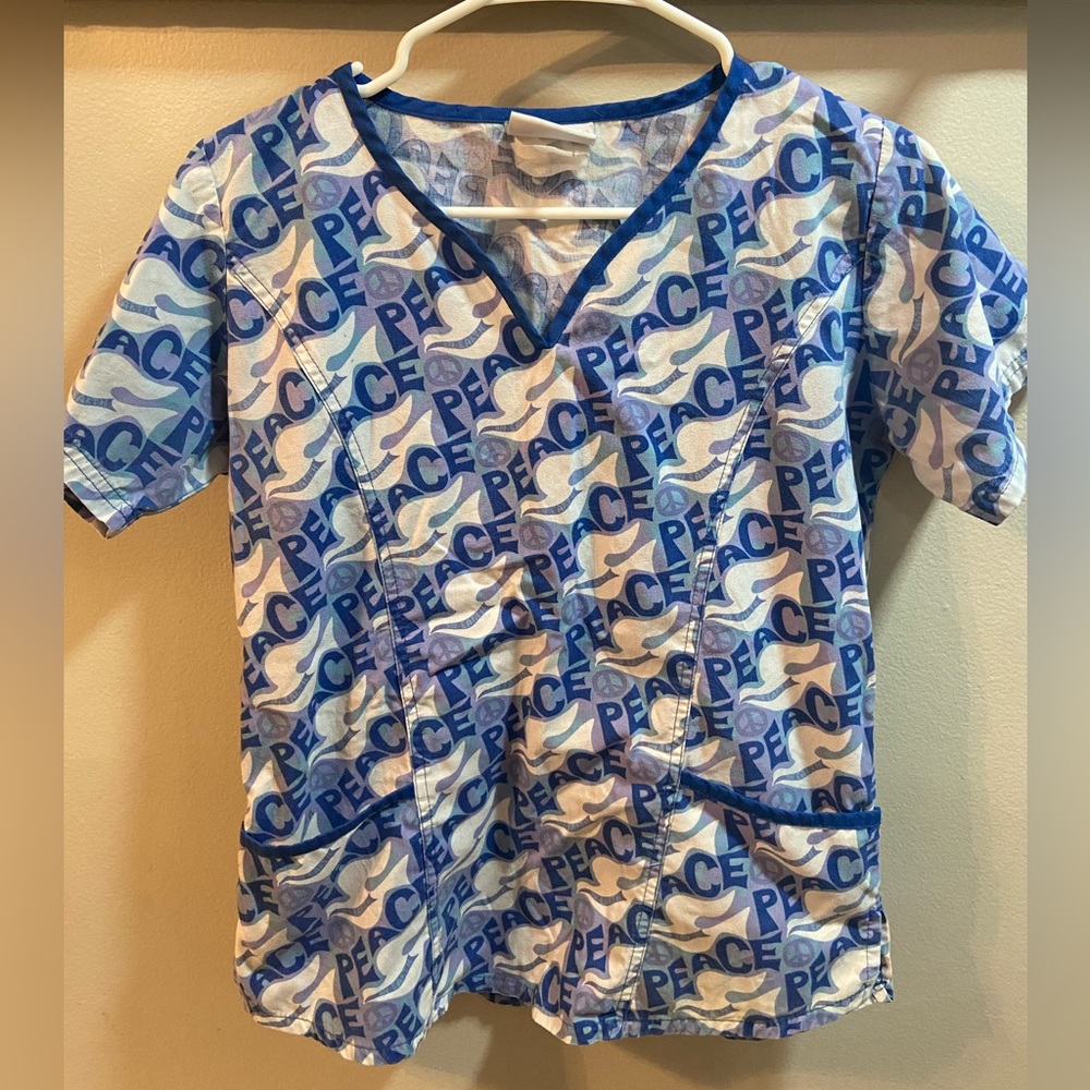 UA scrub top.